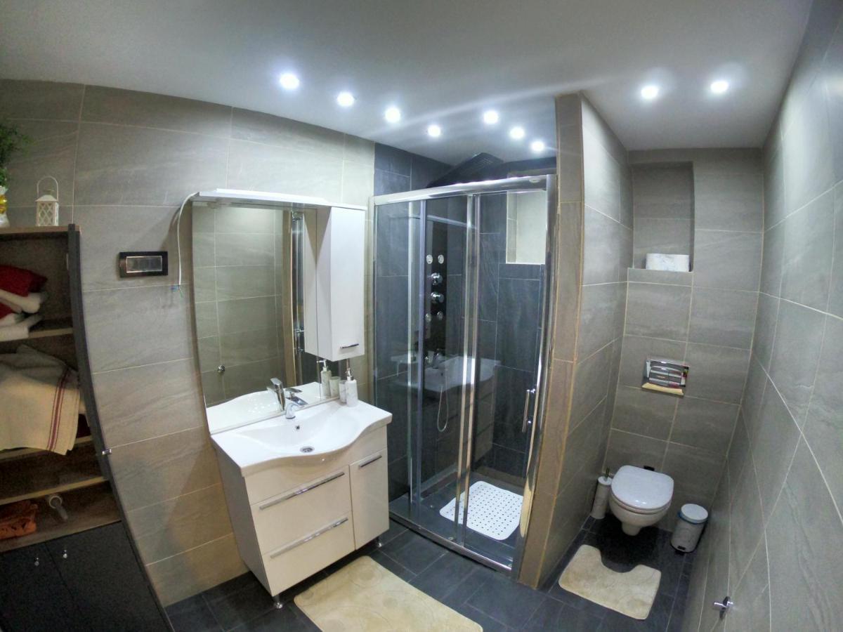 Apartmani Majetic Omisalj Exterior photo